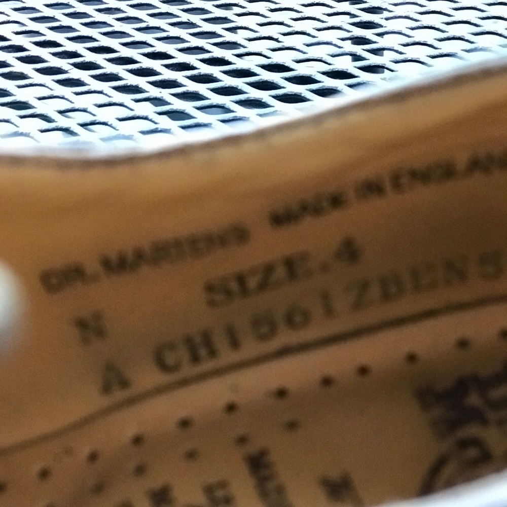 ORIGINAL DOC MARTEN’S! Made in ENGLAND! - Picture 3 of 4